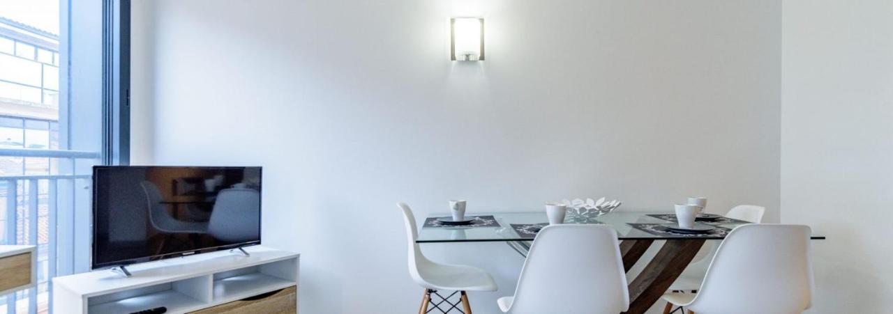 302 - Appartement Duplex Moderne - Jeanne D'Arc, トゥールーズ エクステリア 写真